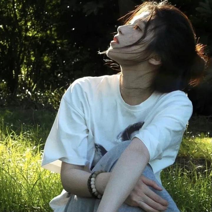 女人,你自由了海报