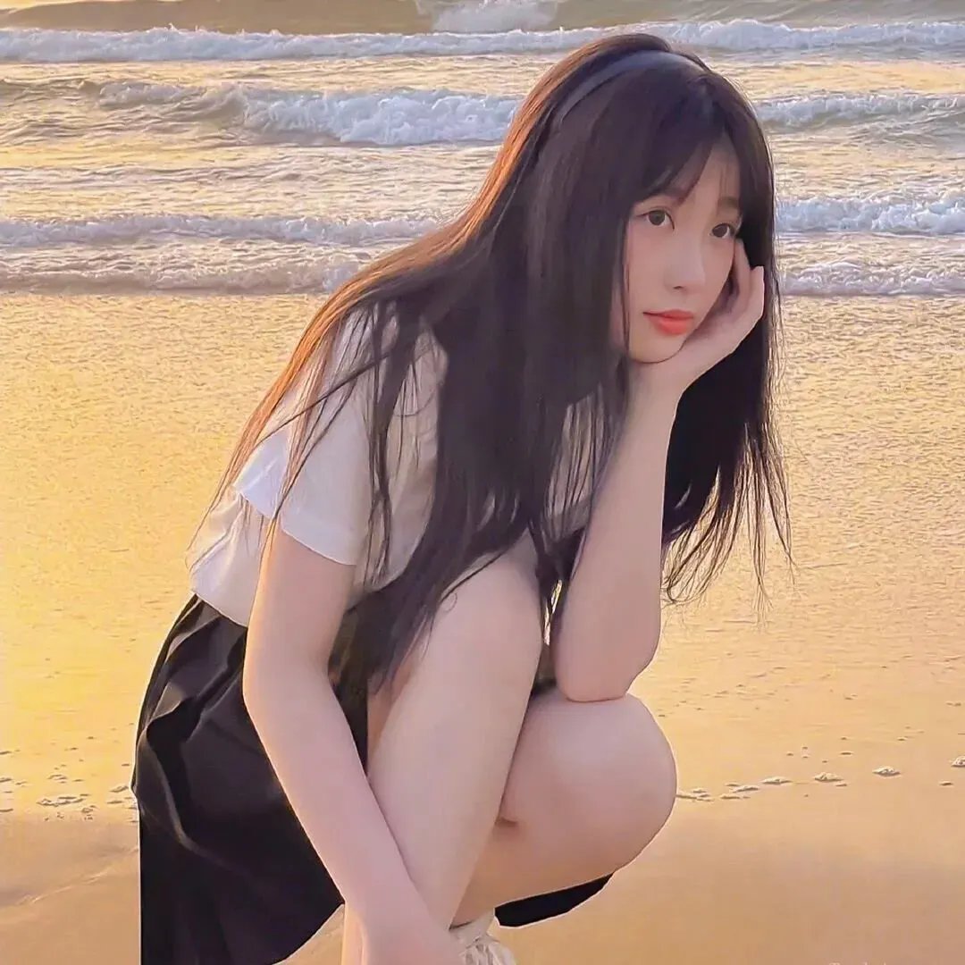 她的盛焰海报